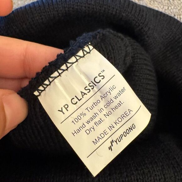 Jeffree Star Cosmetics Halloween Box Exclusive Black Orange Logo Beanie NEW - Picture 4 of 4